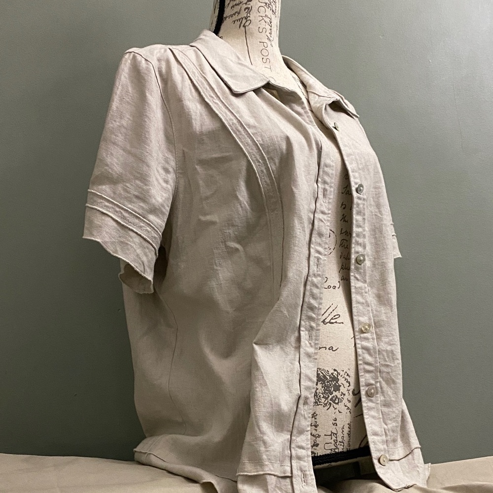 Christopher & Banks Light Beige  Summer Top XL Linen 55% Rayon 45%